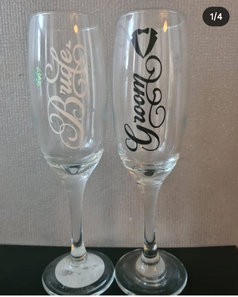 Champagne flutes for wedding